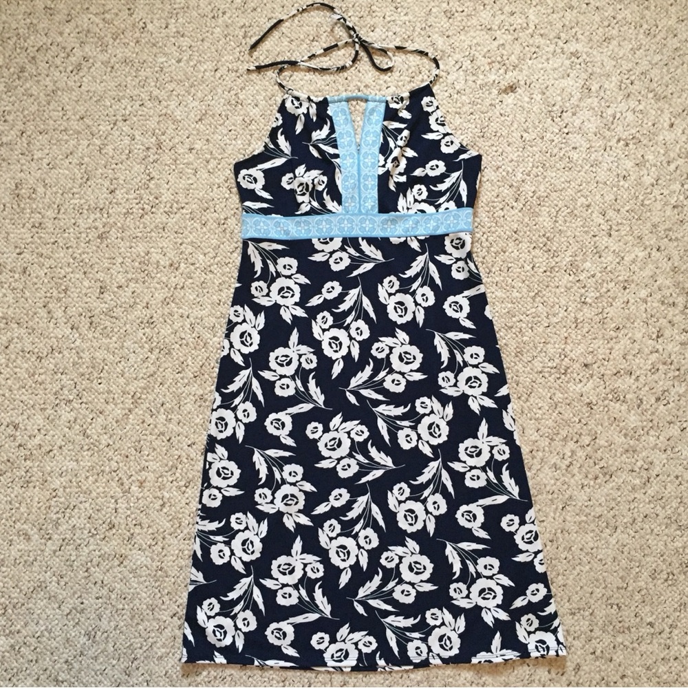 ⭐️ 5/$25 LOFT tie neck halter dress